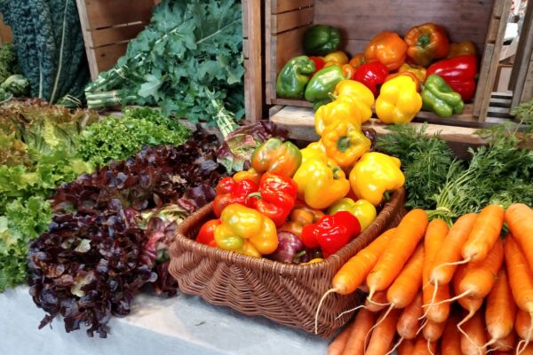 Olympia-Farmers-Market-Piece-by-Piece-Vegetable-Bounty
